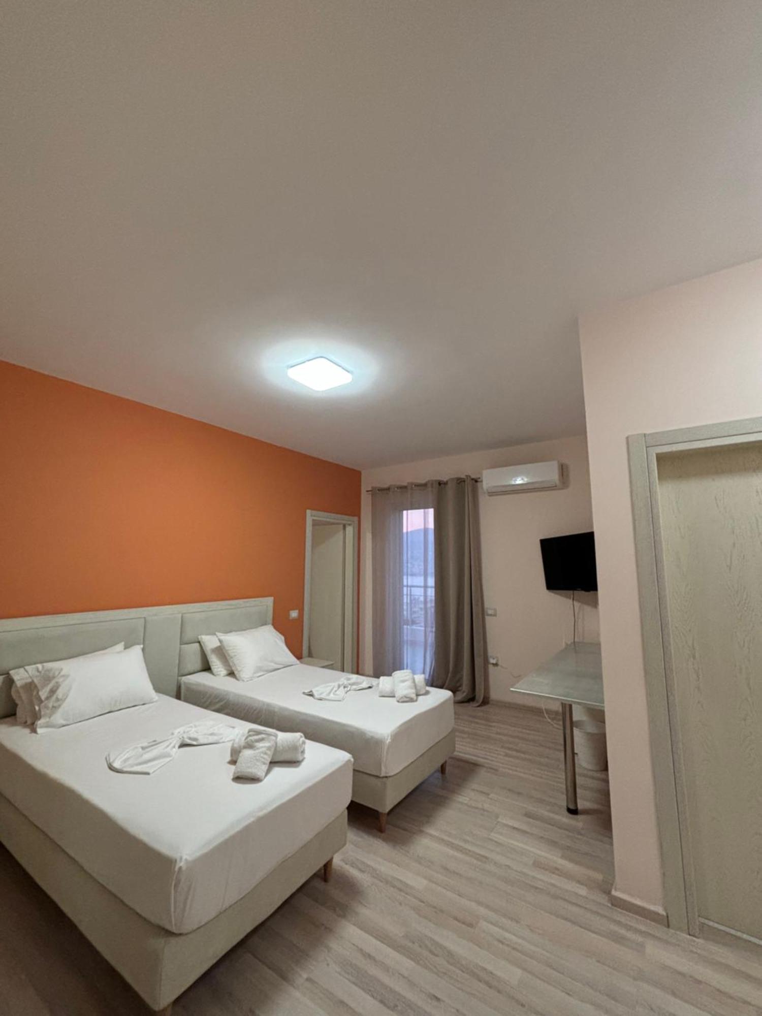Vila -Te Golja Sarande Exterior photo
